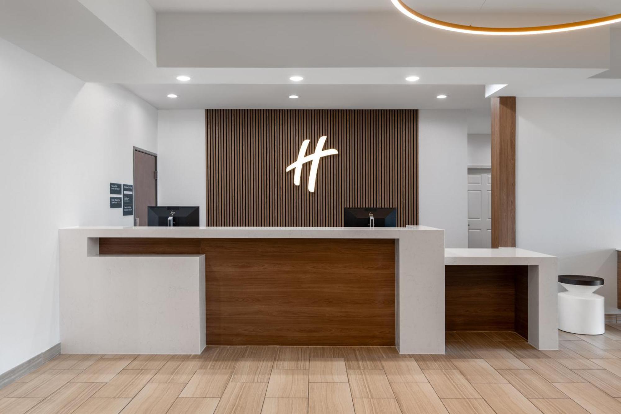 Holiday Inn Galveston Island By Ihg Hotel 3*